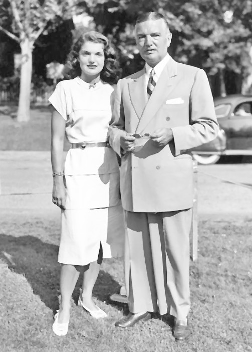 Photo of Jackie with her father John Vernou Bouvier III